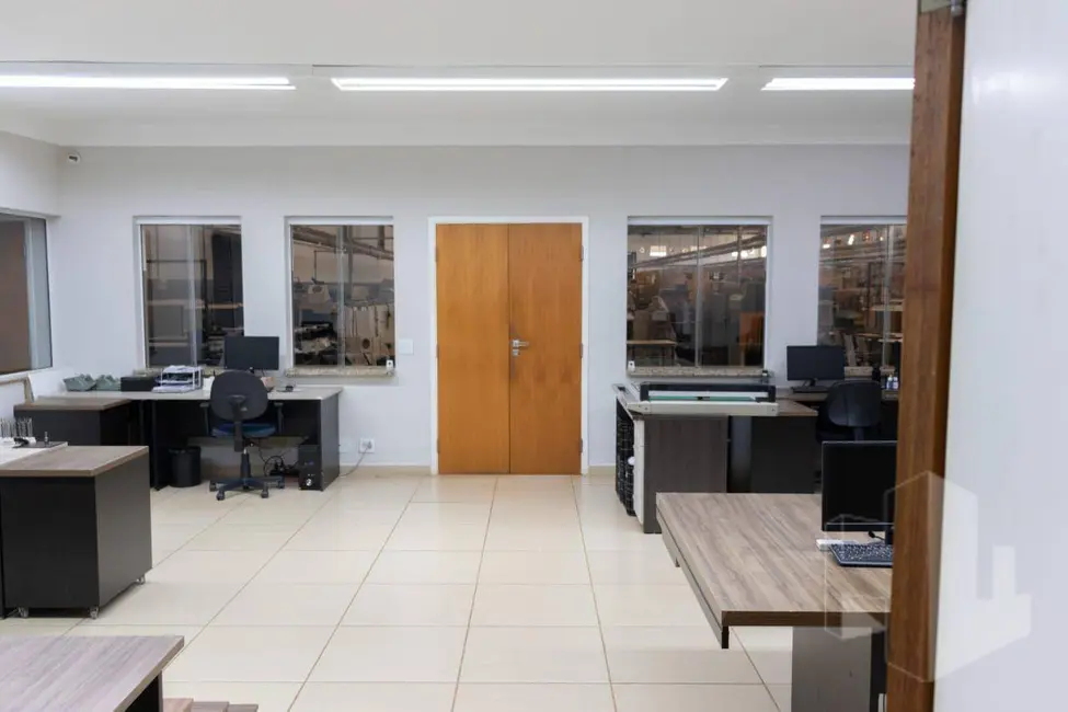 Foto 8 de Armazém / Galpão à venda, 6005m2 em Jardim Orlando Chesini Ometto, Jau - SP