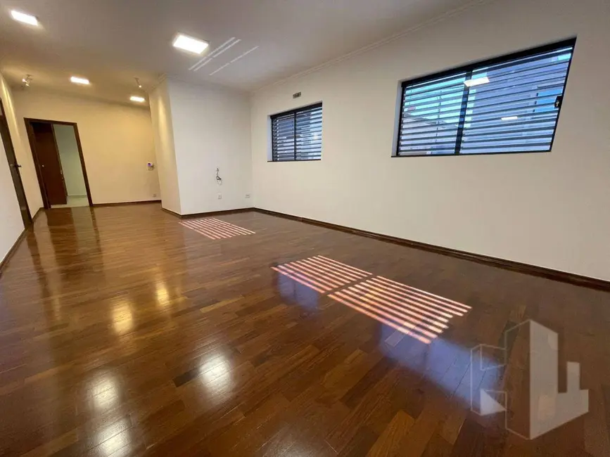 Foto 1 de Sala Comercial para alugar, 500m2 em Jardim Regina, Jau - SP