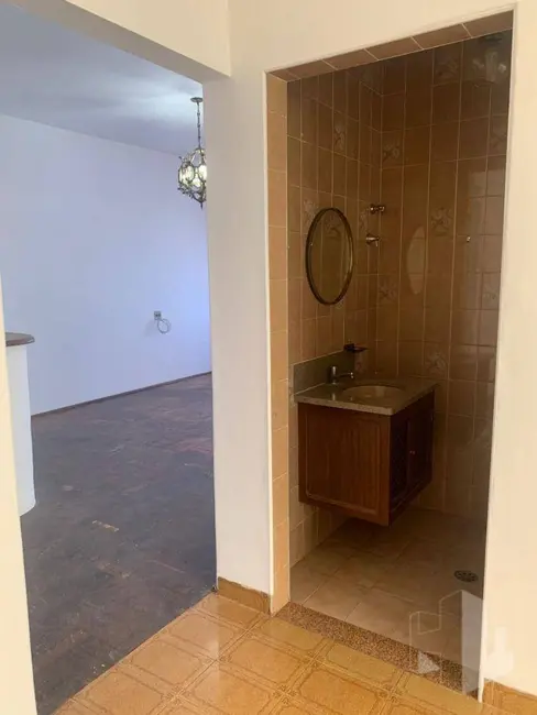 Foto 5 de Casa com 3 quartos à venda e para alugar, 250m2 em Jardim Alvorada, Jau - SP