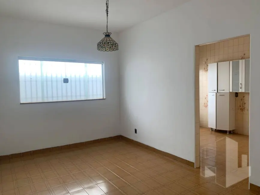Foto 9 de Casa com 3 quartos à venda e para alugar, 250m2 em Jardim Alvorada, Jau - SP