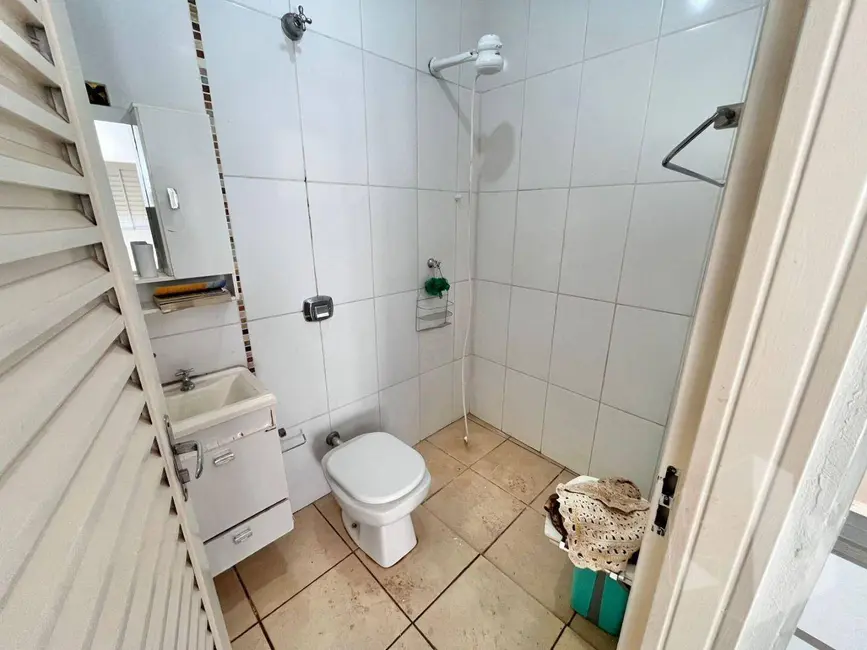 Foto 9 de Casa com 4 quartos para alugar, 250m2 em Centro, Jau - SP
