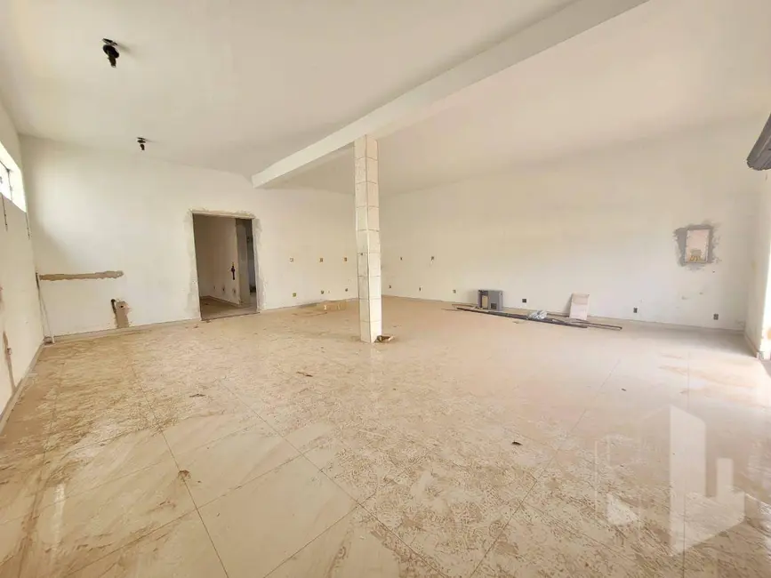 Foto 2 de Armazém / Galpão para alugar, 200m2 em Vila Vicente, Jau - SP