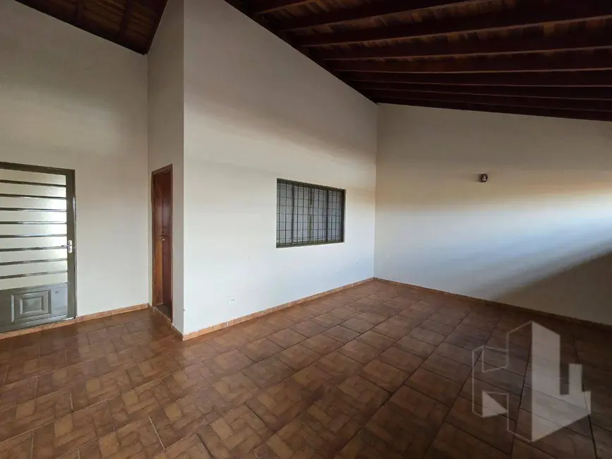 Foto 1 de Casa com 2 quartos à venda, 175m2 em Jardim Dona Emília, Jau - SP
