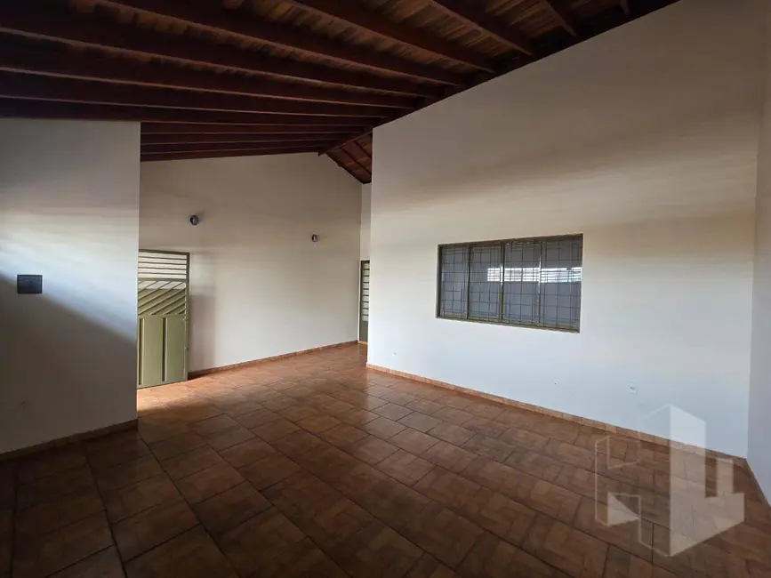 Foto 2 de Casa com 2 quartos à venda, 175m2 em Jardim Dona Emília, Jau - SP