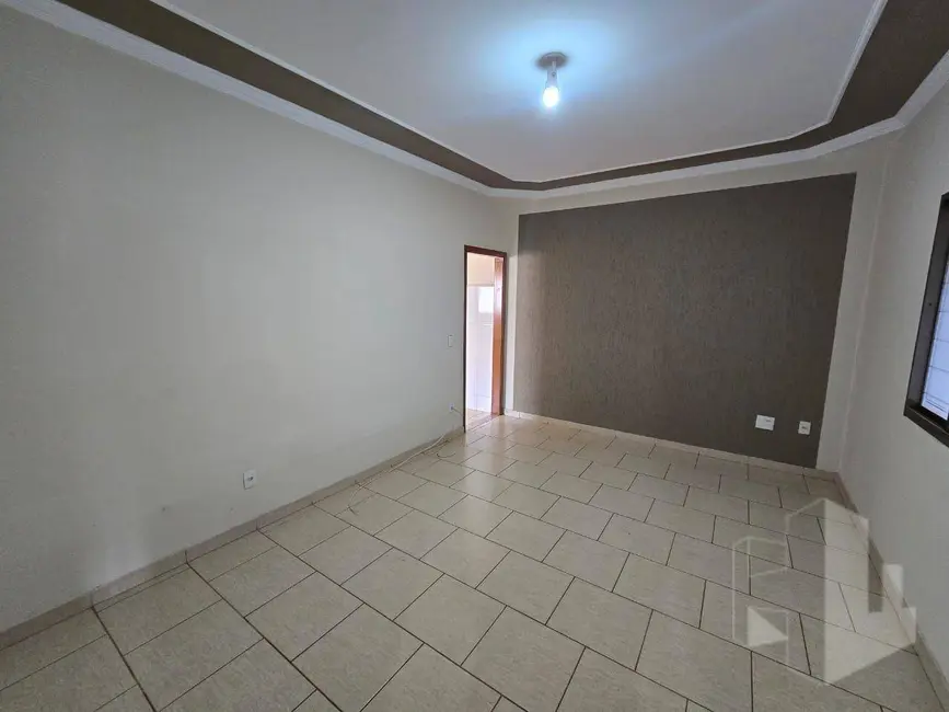 Foto 4 de Casa com 2 quartos à venda, 175m2 em Jardim Dona Emília, Jau - SP