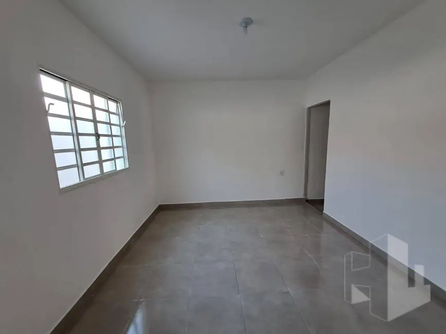 Foto 3 de Casa com 2 quartos à venda, 240m2 em Jardim Pedro Ometto, Jau - SP