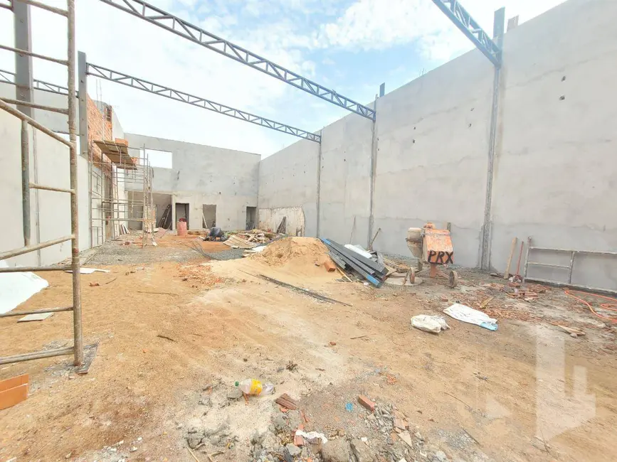 Foto 2 de Armazém / Galpão para alugar, 250m2 em Vila Vicente, Jau - SP