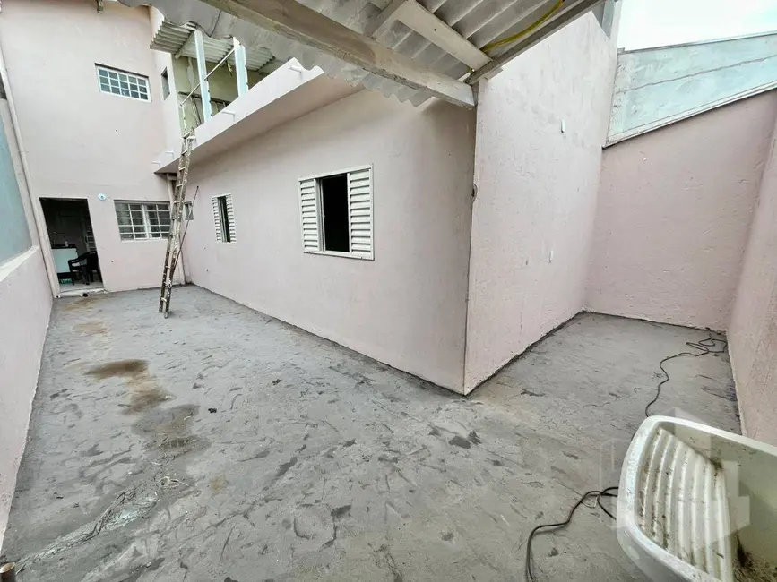 Foto 9 de Casa com 3 quartos à venda e para alugar, 200m2 em Jardim Cila de Lúcio Bauab, Jau - SP