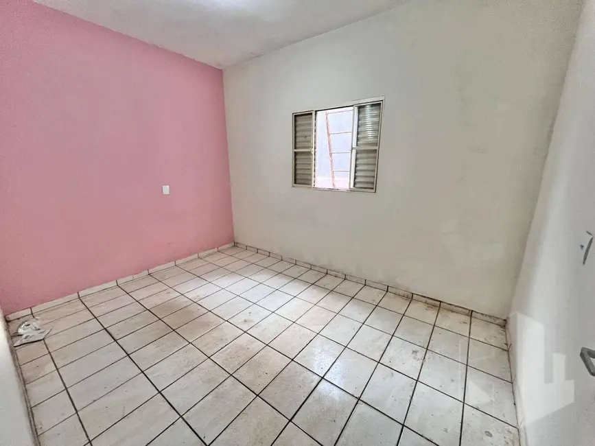Foto 7 de Casa com 3 quartos à venda e para alugar, 200m2 em Jardim Cila de Lúcio Bauab, Jau - SP