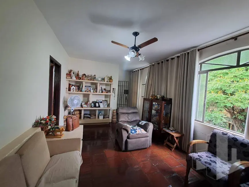 Casa com 3 quartos à venda, 358m2 em Centro, Jau - SP - imagem 1 Foto 1 de Casa com 3 quartos à venda, 358m2 em Centro, Jau - SP