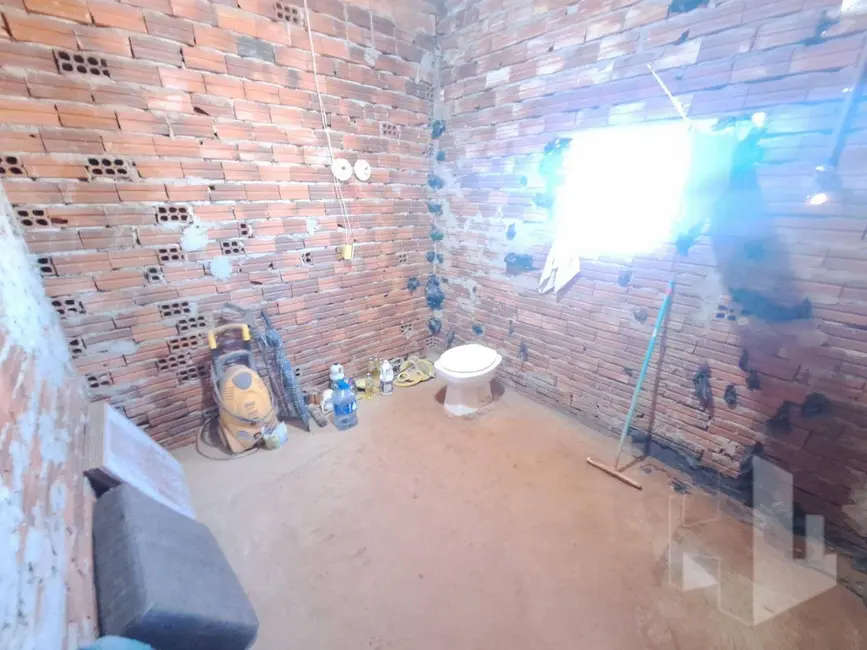 Casa com 1 quarto à venda, 540m2 em Centro, Mineiros Do Tiete - SP - imagem 4 Foto 4 de Casa com 1 quarto à venda, 540m2 em Centro, Mineiros Do Tiete - SP