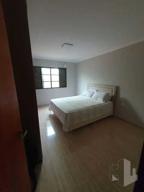 Foto 5 de Casa com 3 quartos à venda, 200m2 em Distrito de Potunduva (Potunduva), Jau - SP