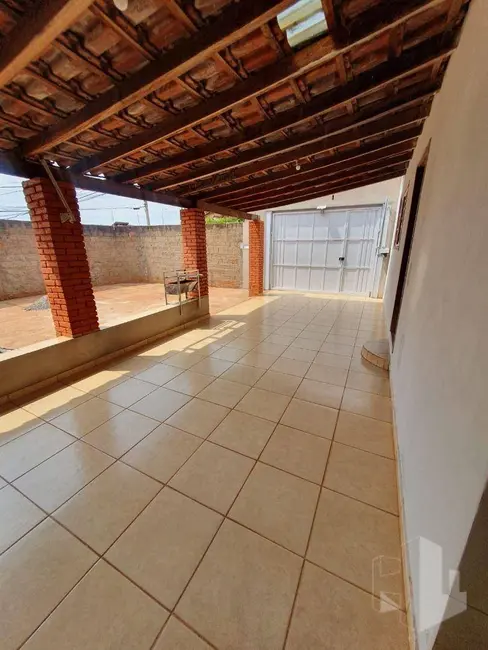 Foto 9 de Casa com 3 quartos à venda, 200m2 em Distrito de Potunduva (Potunduva), Jau - SP