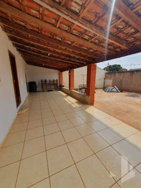 Foto 1 de Casa com 3 quartos à venda, 200m2 em Distrito de Potunduva (Potunduva), Jau - SP