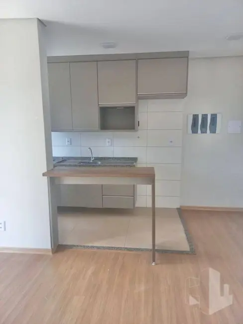Foto 2 de Apartamento com 2 quartos para alugar, 127m2 em Vila Assis, Jau - SP