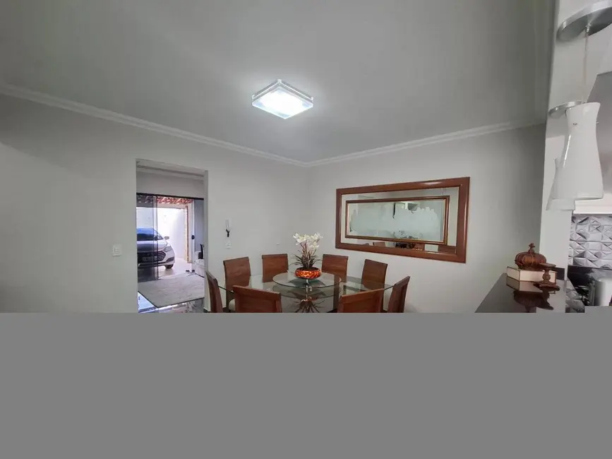 Foto 5 de Casa com 3 quartos à venda, 250m2 em Jardim Pires de Campos, Jau - SP