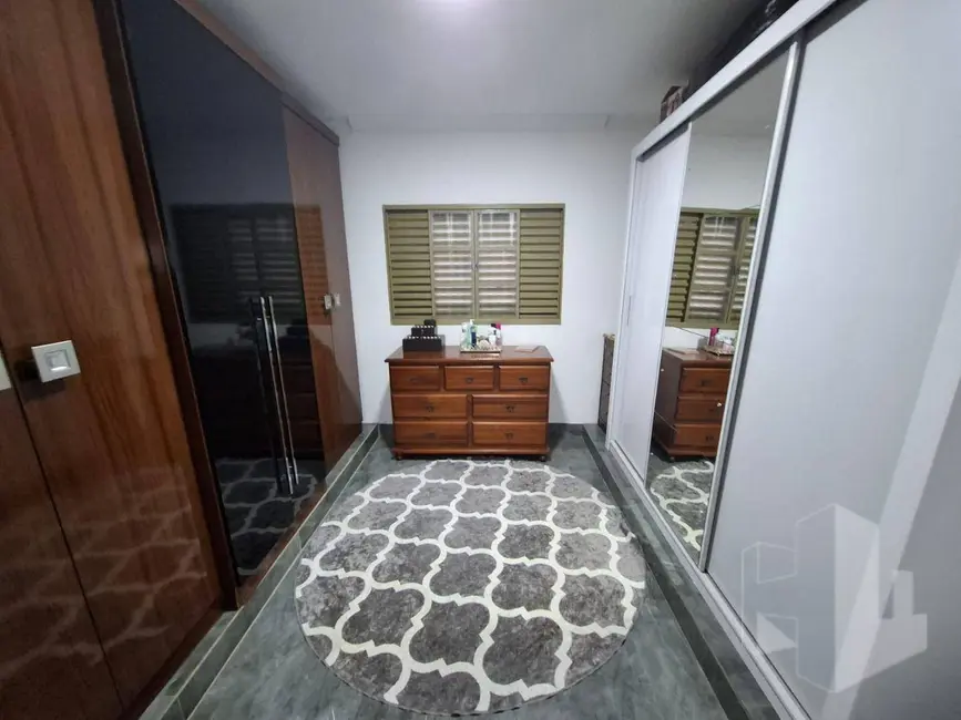 Foto 9 de Casa com 3 quartos à venda, 250m2 em Jardim Pires de Campos, Jau - SP