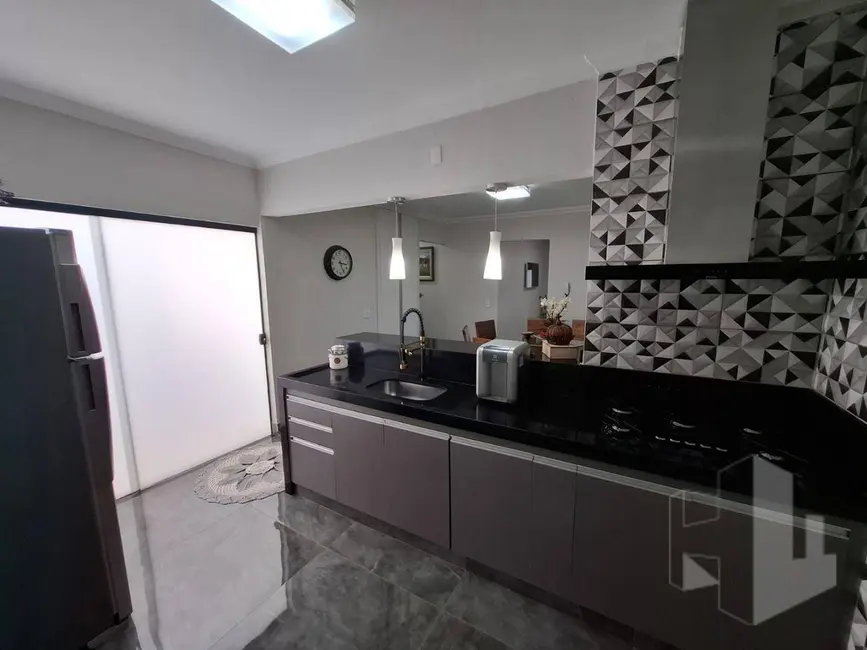 Foto 8 de Casa com 3 quartos à venda, 250m2 em Jardim Pires de Campos, Jau - SP