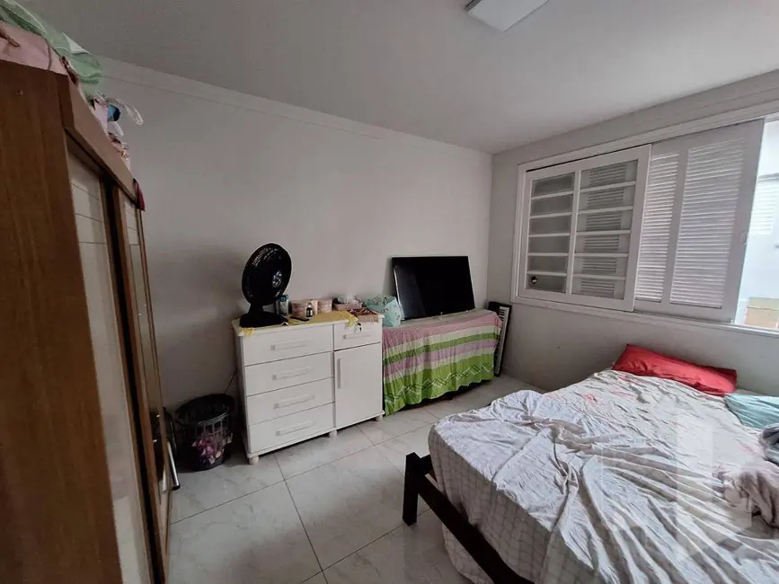 Foto 4 de Casa com 3 quartos à venda, 280m2 em Vila Brasil, Jau - SP