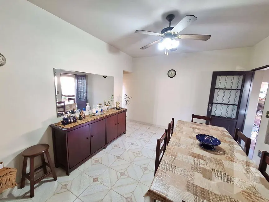 Foto 9 de Casa com 4 quartos à venda, 312m2 em Jardim Alvorada, Jau - SP