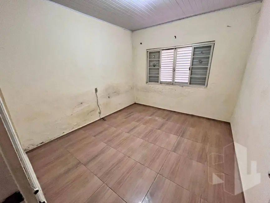 Foto 9 de Casa com 3 quartos para alugar, 100m2 em Centro, Jau - SP