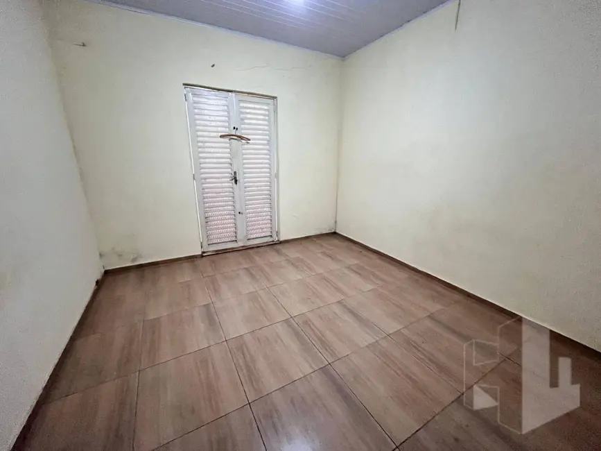 Foto 8 de Casa com 3 quartos para alugar, 100m2 em Centro, Jau - SP
