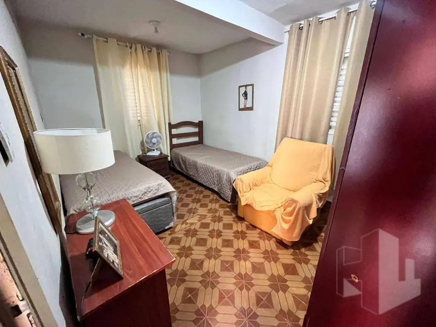 Foto 2 de Casa com 2 quartos para alugar, 300m2 em Jardim Jorge Atalla, Jau - SP