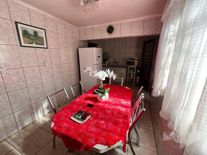 Foto 6 de Casa com 2 quartos para alugar, 300m2 em Jardim Jorge Atalla, Jau - SP