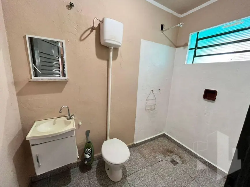 Foto 4 de Casa com 1 quarto para alugar, 60m2 em Jardim Santo Onofre, Jau - SP