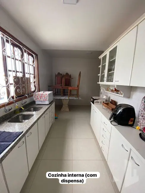 Foto 5 de Casa com 6 quartos à venda, 529m2 em Jardim Parati, Marilia - SP
