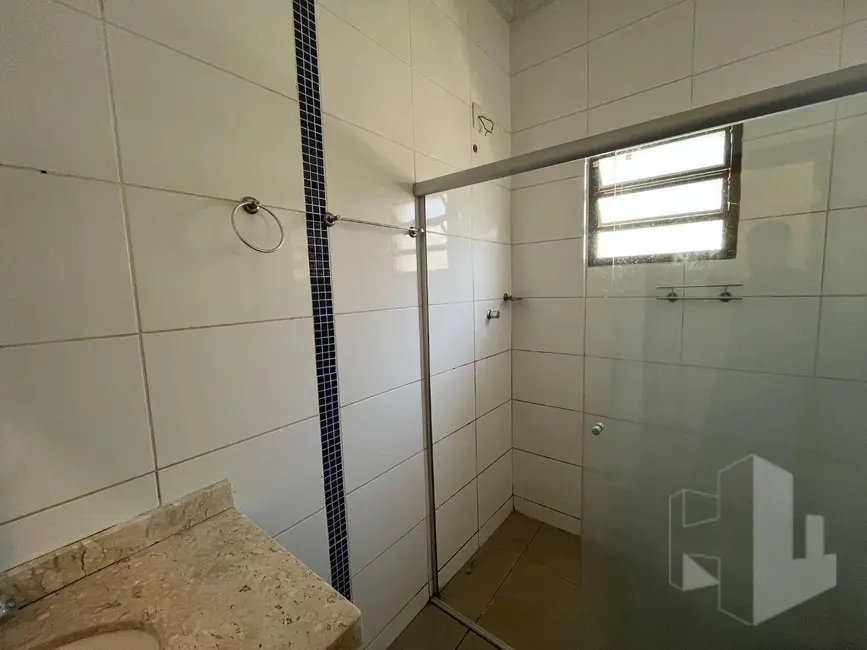 Foto 5 de Casa com 3 quartos para alugar, 10m2 em Jardim América, Jau - SP