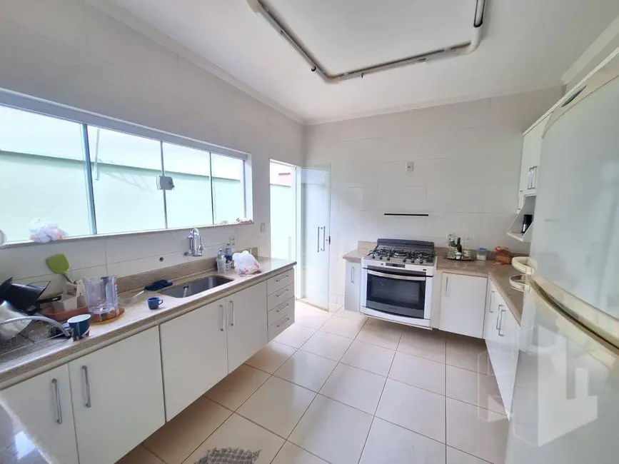 Foto 5 de Casa com 3 quartos à venda, 250m2 em Jardim das Paineiras, Jau - SP