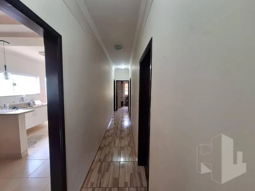 Foto 6 de Casa com 3 quartos à venda, 250m2 em Jardim das Paineiras, Jau - SP