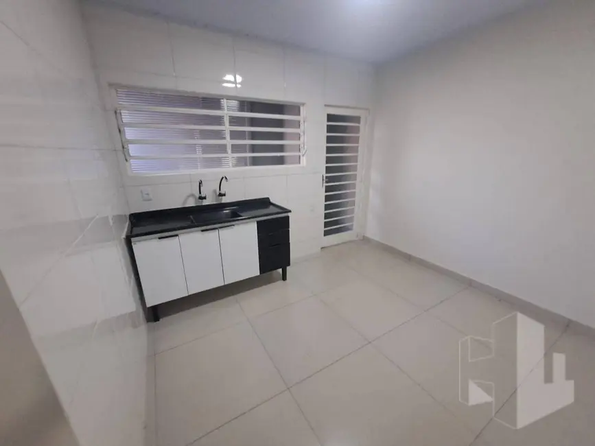 Casa com 2 quartos à venda, 140m2 em Vila Alves de Almeida, Jau - SP - imagem 2 Foto 2 de Casa com 2 quartos à venda, 140m2 em Vila Alves de Almeida, Jau - SP