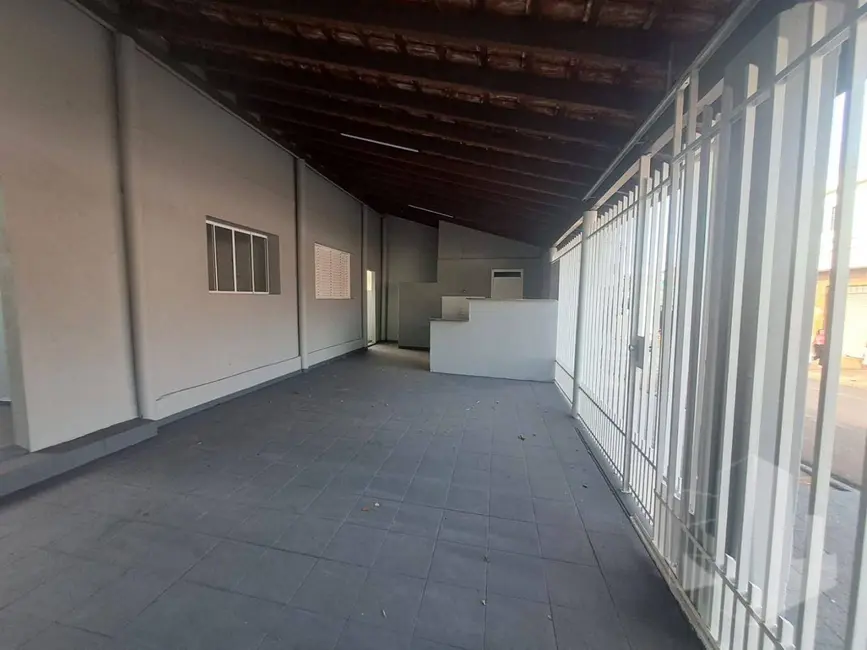 Casa com 2 quartos à venda, 140m2 em Vila Alves de Almeida, Jau - SP - imagem 1 Foto 1 de Casa com 2 quartos à venda, 140m2 em Vila Alves de Almeida, Jau - SP