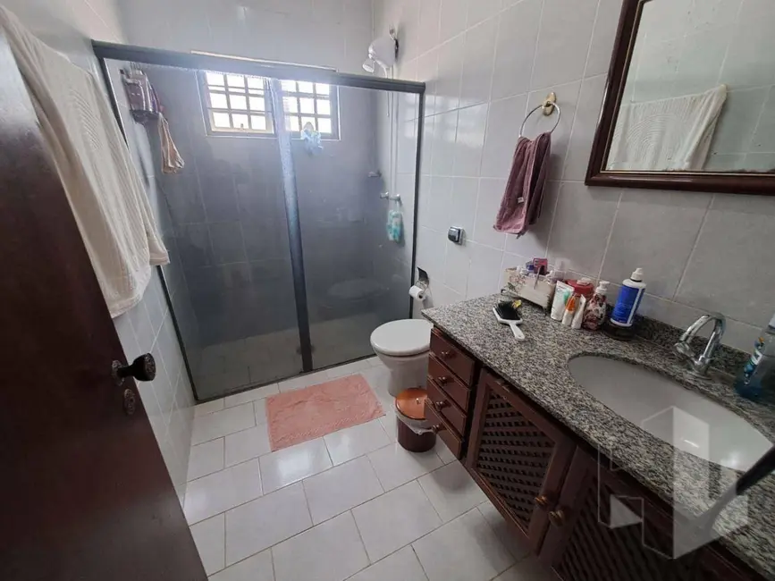 Foto 6 de Casa com 3 quartos à venda, 360m2 em Jardim Maria Luiza II, Jau - SP