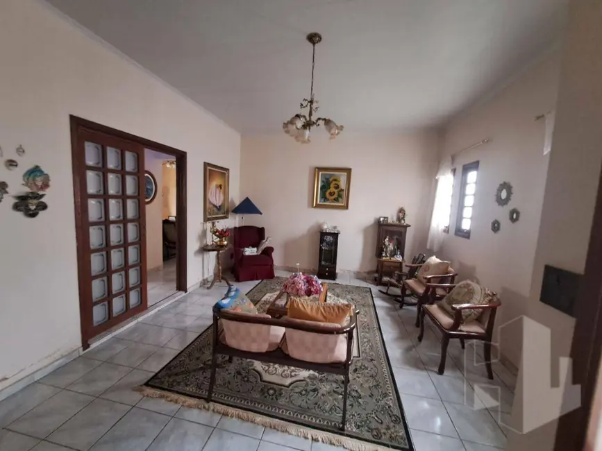 Foto 1 de Casa com 3 quartos à venda, 360m2 em Jardim Maria Luiza II, Jau - SP