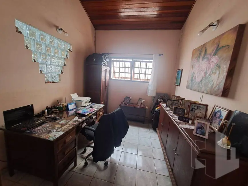 Foto 4 de Casa com 3 quartos à venda, 360m2 em Jardim Maria Luiza II, Jau - SP