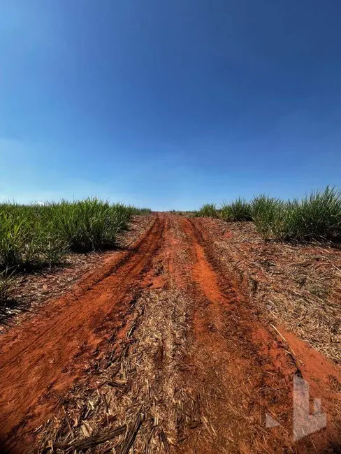Foto 2 de Sítio / Rancho à venda, 537482m2 em Itaju - SP