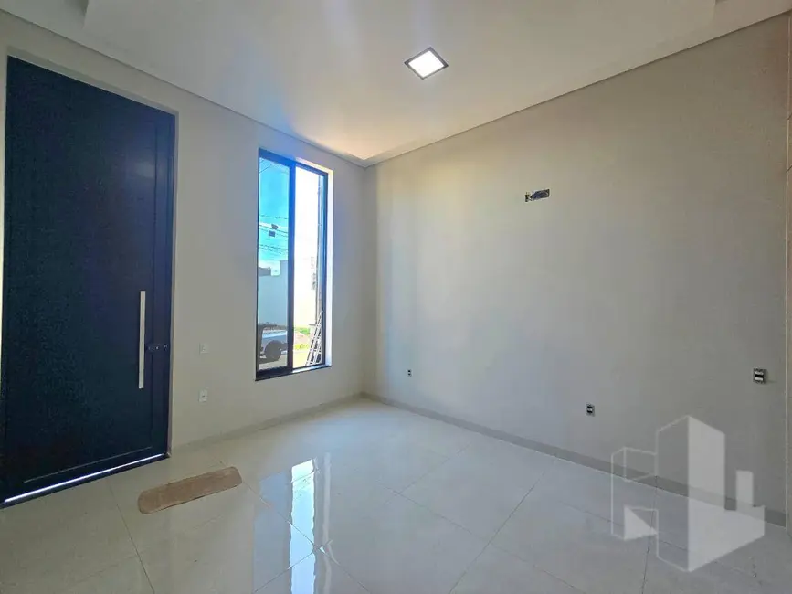 Foto 2 de Casa de Condomínio com 3 quartos à venda, 180m2 em Jardim Europa, Jau - SP