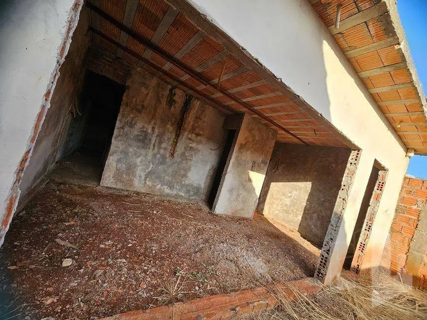 Foto 1 de Casa com 2 quartos à venda, 140m2 em Jardim Cila de Lúcio Bauab, Jau - SP