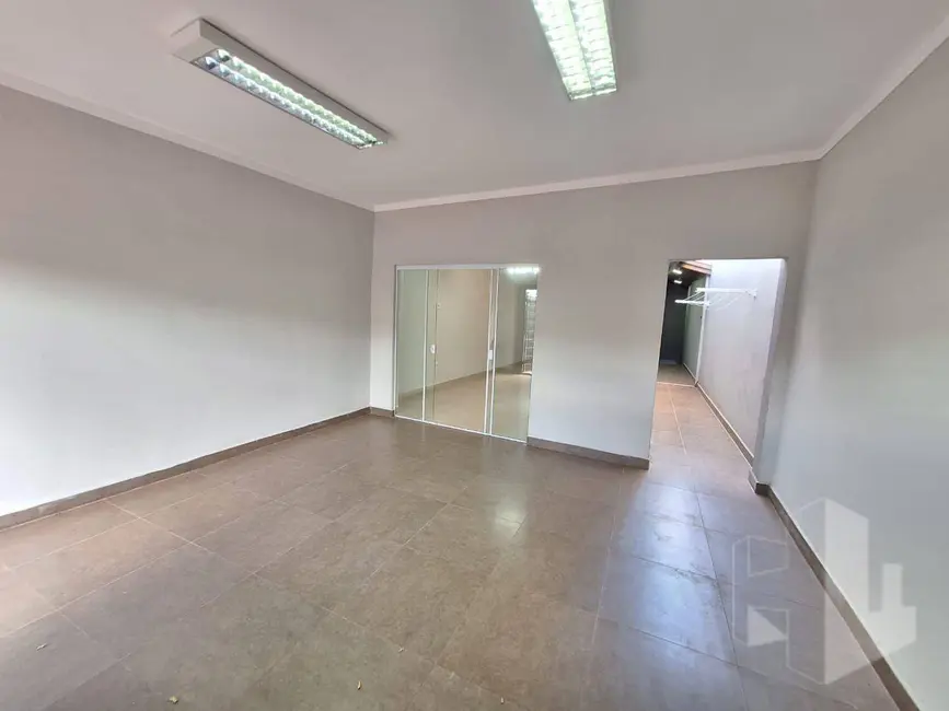 Foto 1 de Casa com 2 quartos à venda, 128m2 em Jardim Itamarati, Jau - SP