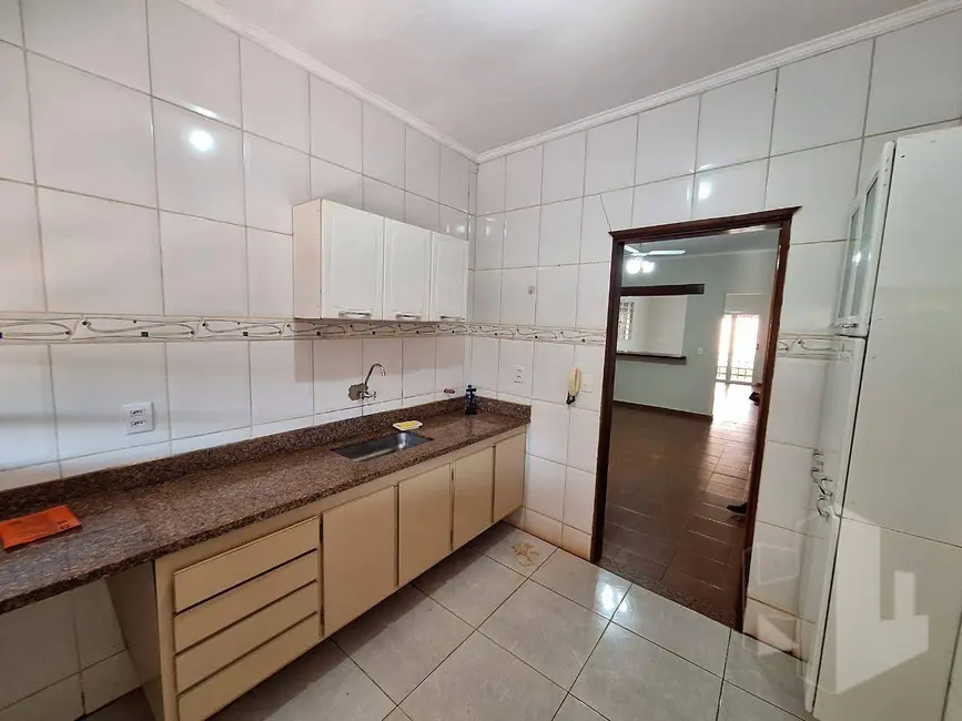Foto 6 de Chácara com 3 quartos à venda, 900m2 em Jau - SP