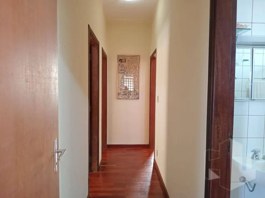 Foto 4 de Casa com 3 quartos para alugar, 200m2 em Jardim Continental, Jau - SP