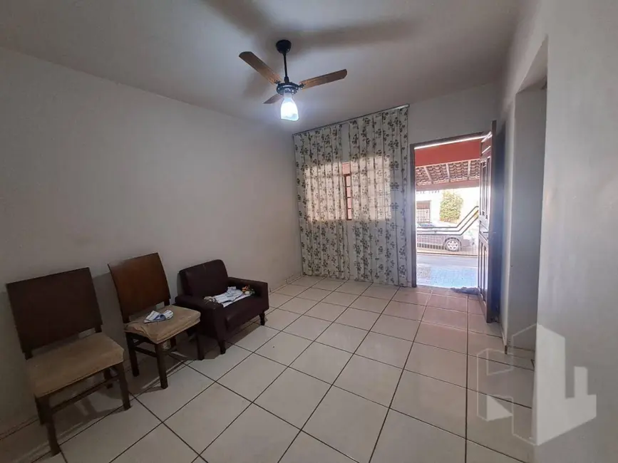 Foto 2 de Casa com 3 quartos à venda, 290m2 em Vila Nova, Jau - SP