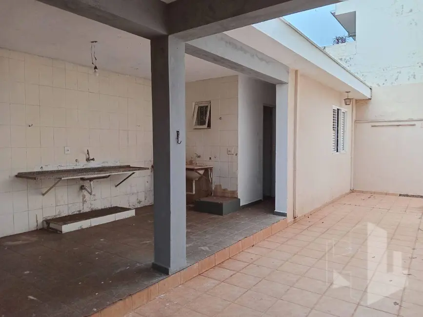 Foto 9 de Casa com 3 quartos à venda e para alugar, 275m2 em Jardim Estádio, Jau - SP