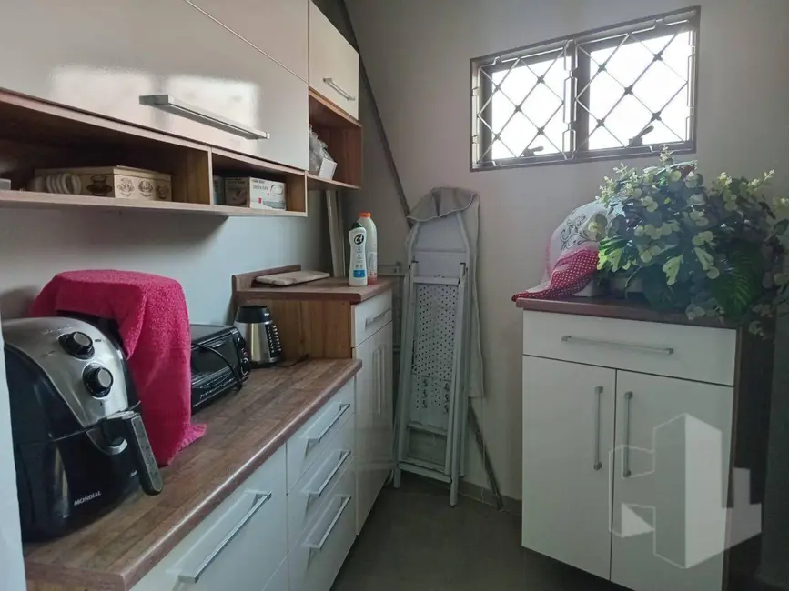 Foto 6 de Casa com 3 quartos à venda, 360m2 em Jardim Continental, Jau - SP