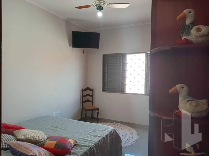 Foto 8 de Casa com 3 quartos à venda, 360m2 em Jardim Continental, Jau - SP