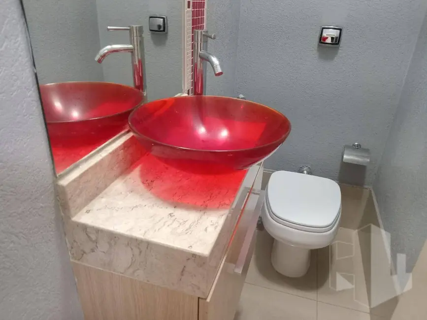 Foto 4 de Casa com 3 quartos à venda, 1000m2 em Jau - SP