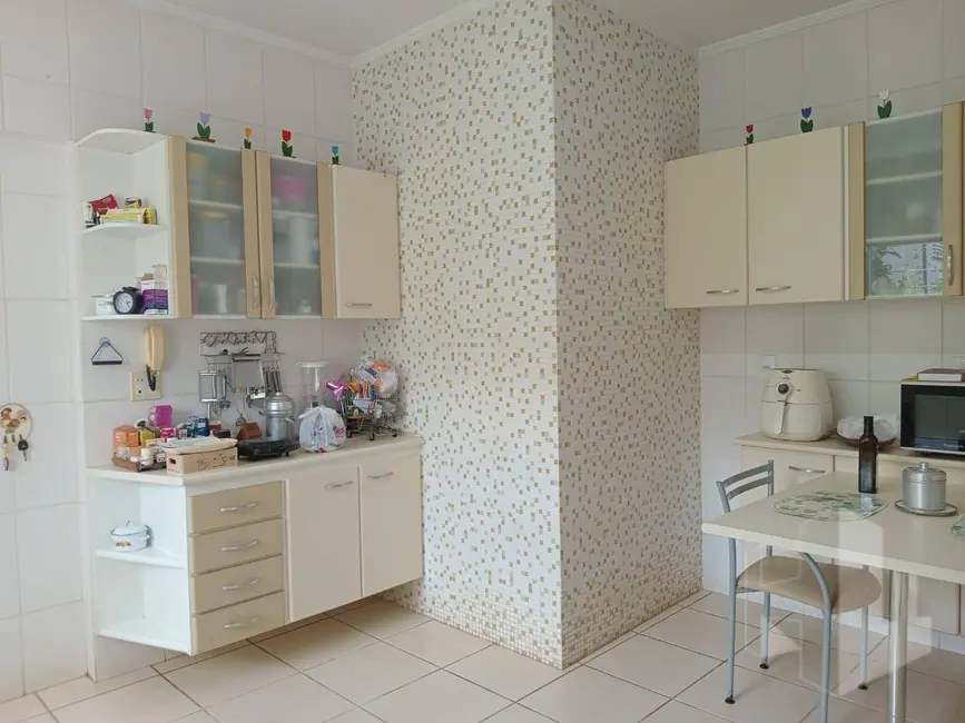 Foto 3 de Casa com 3 quartos à venda, 421m2 em Jardim Alvorada, Jau - SP